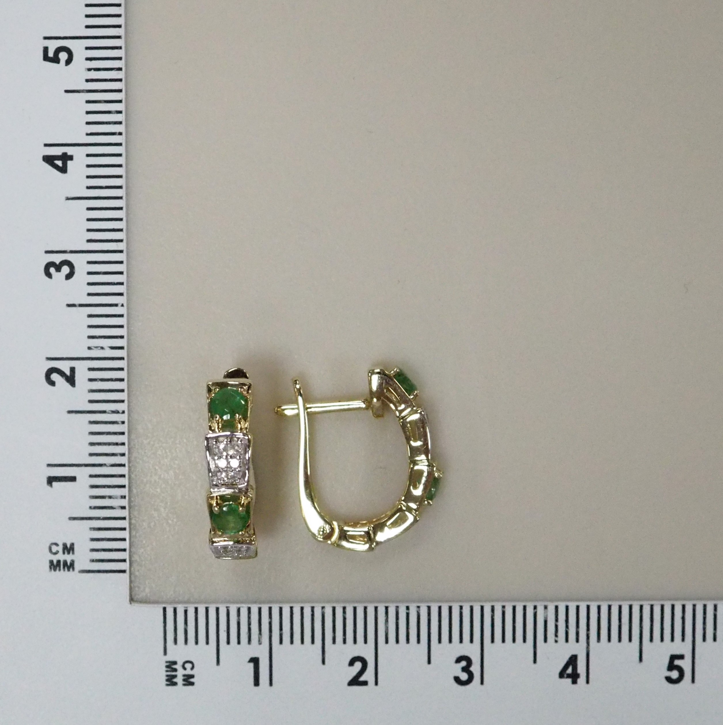 10511-001025 Серьги (Au 585)